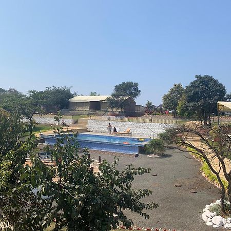 The Canvas Resort In Lonavla Exterior foto