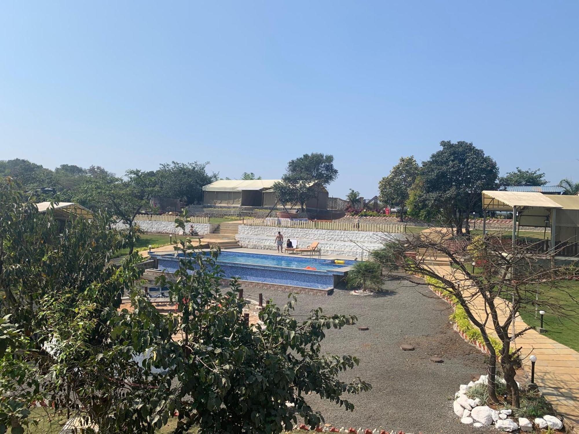 The Canvas Resort In Lonavla Exterior foto