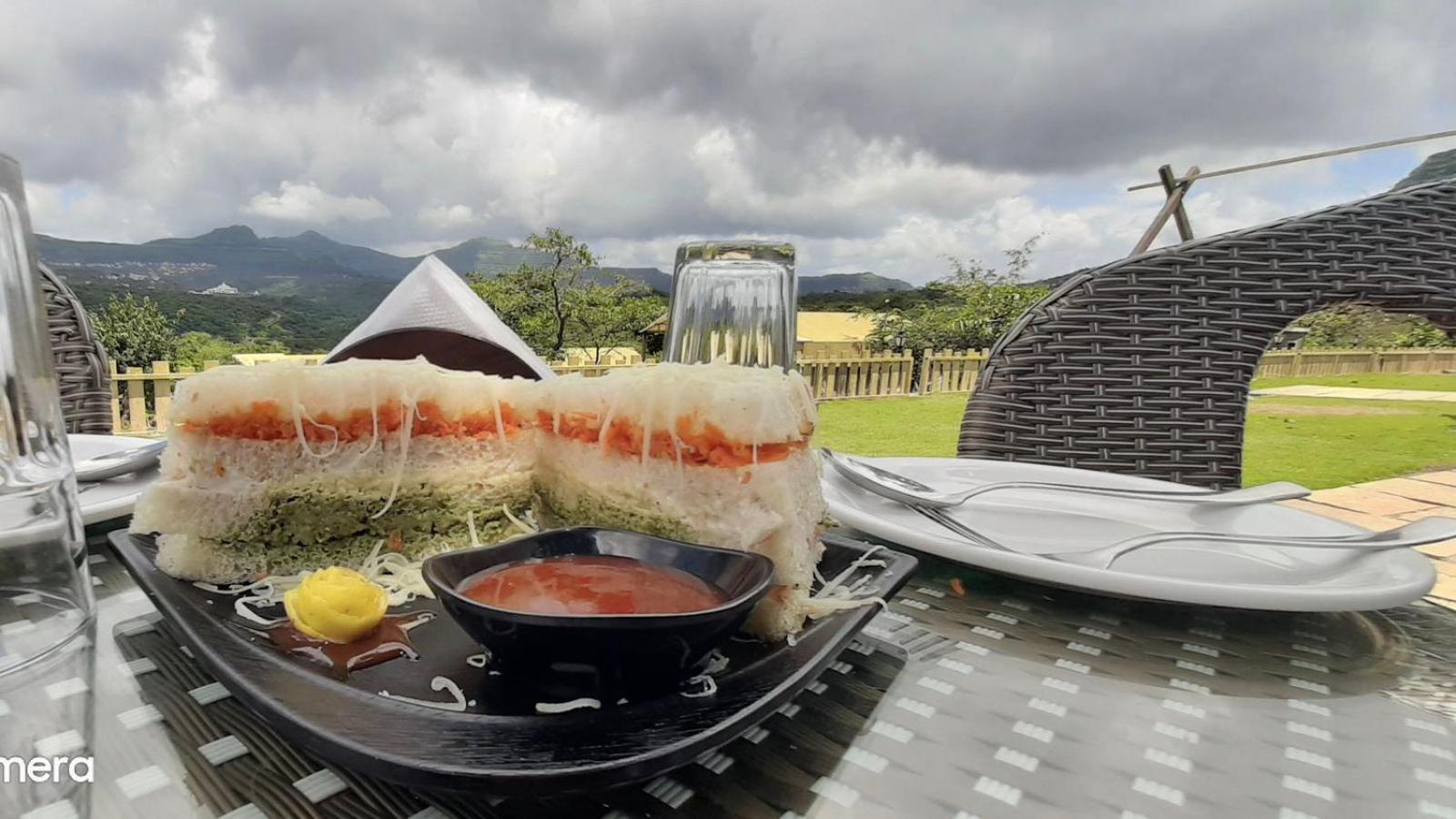The Canvas Resort In Lonavla Exterior foto
