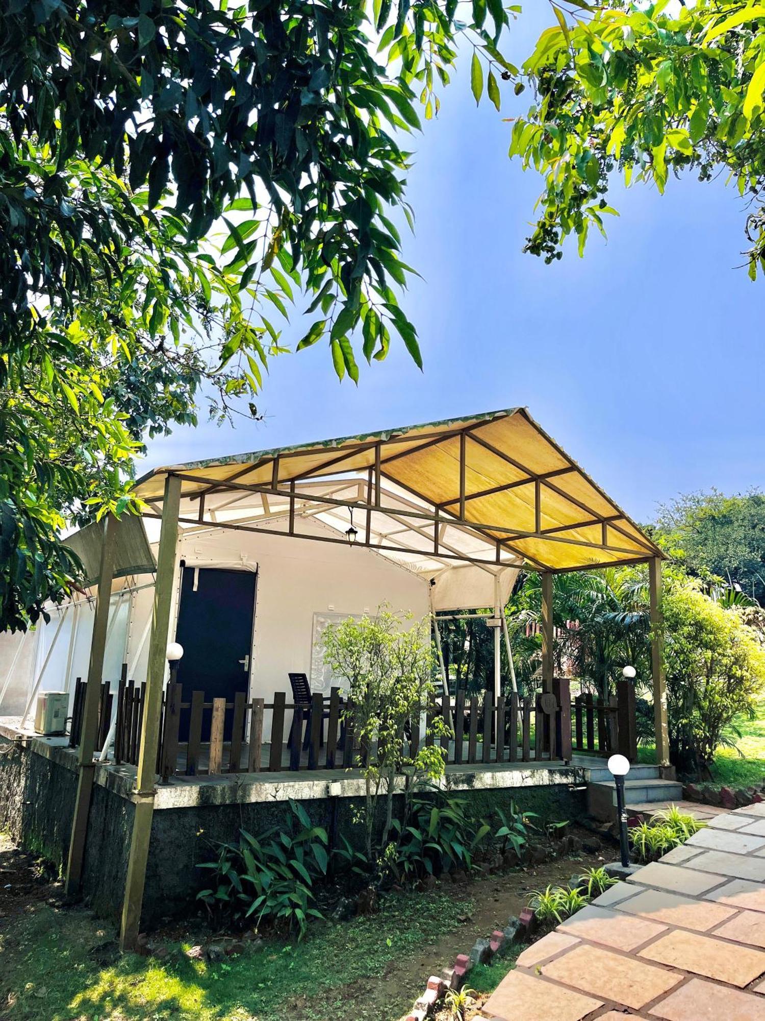The Canvas Resort In Lonavla Exterior foto